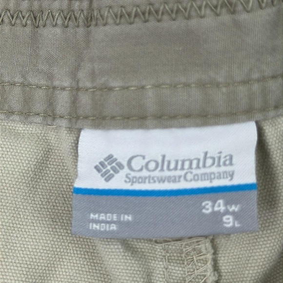 Columbia men's beige lightweight outdoor hiking casual shorts - Picture 3 of 7